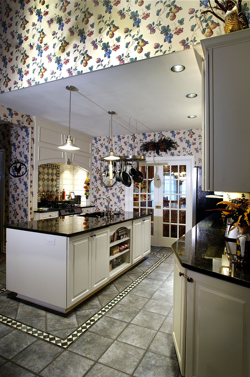 Architectural Photo of kitchen